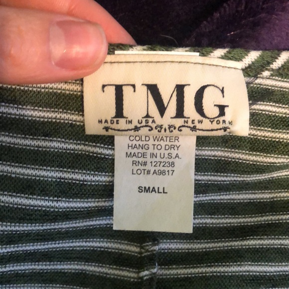 Long sleeve green striped dress - Picture 2 of 2